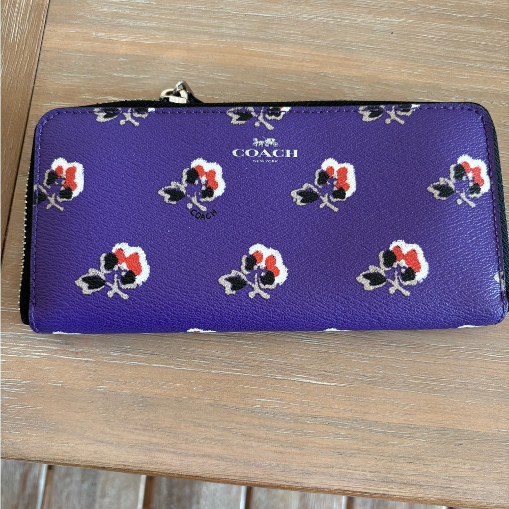 Coach wallet